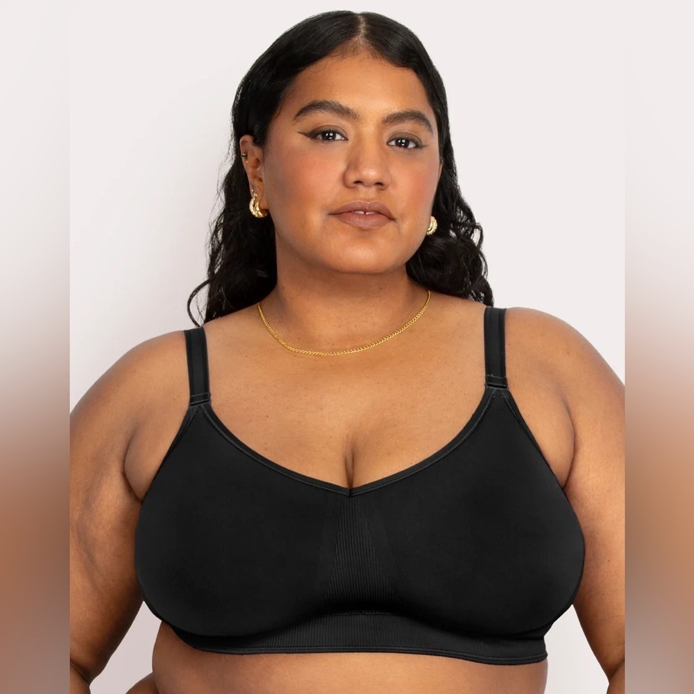 Curvy Couture Smooth Seamless Comfort Wireless Bra in Black, size XXL, NWT!